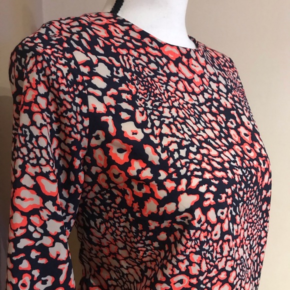 Top Shop Long Sleeve Pattern Dress - Picture 4 of 8